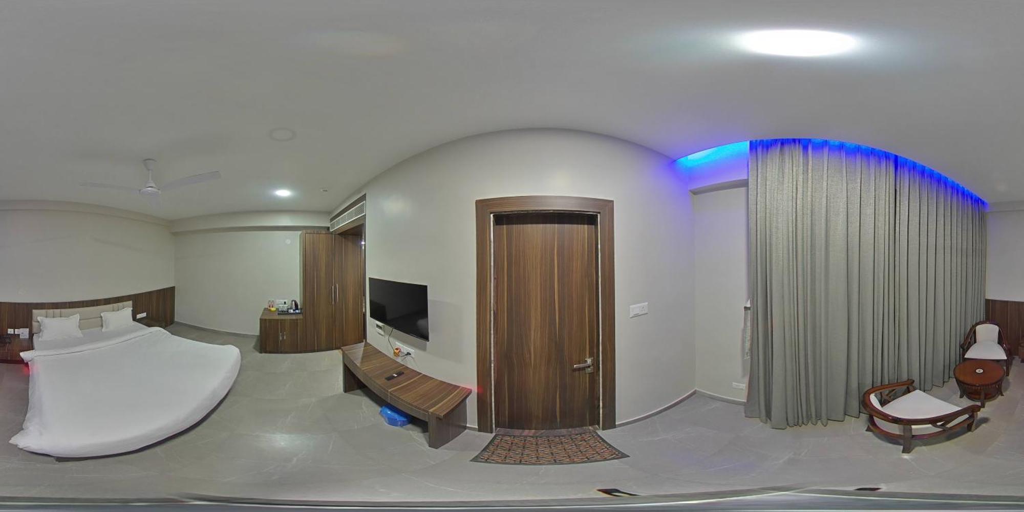 Tathastu Hotels & Banquet Hall Pipra Dewās Esterno foto
